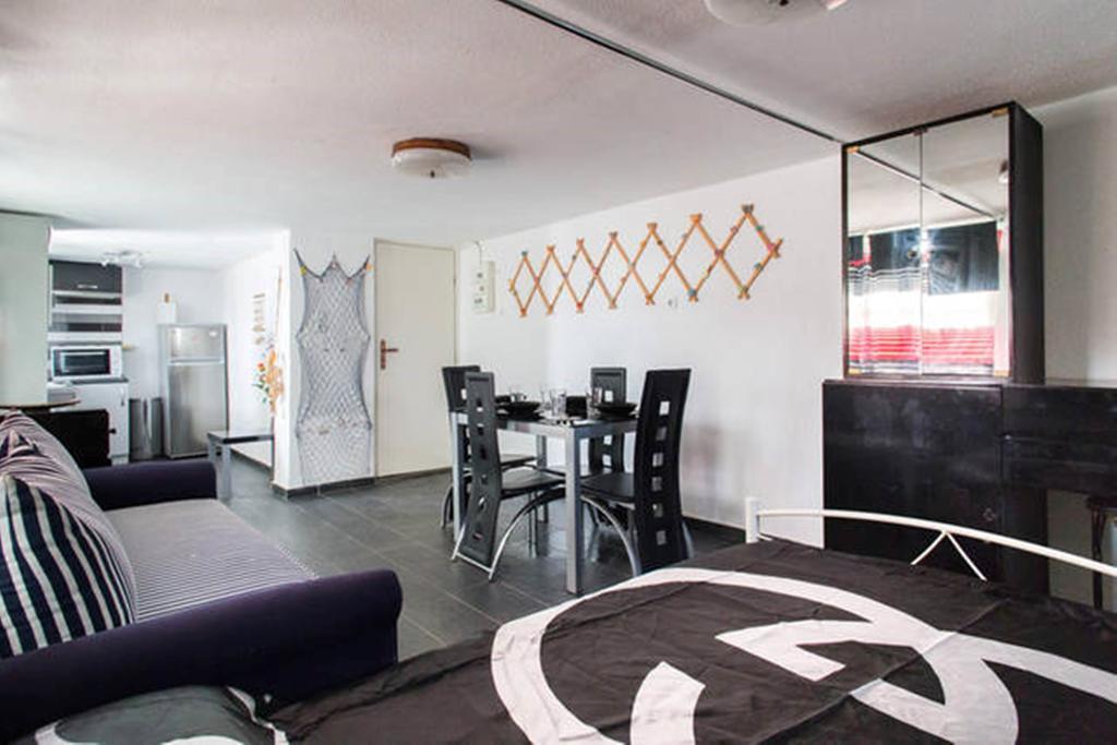 סלמיס Wavedance Accommodation מראה חיצוני תמונה