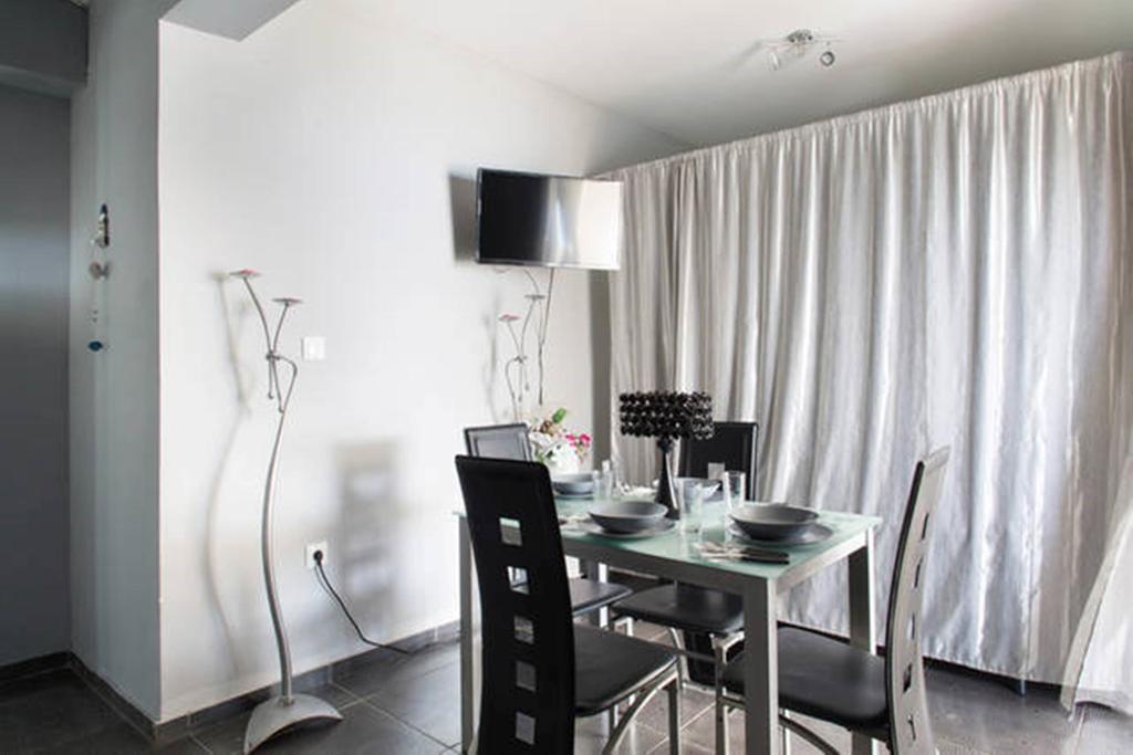 סלמיס Wavedance Accommodation מראה חיצוני תמונה